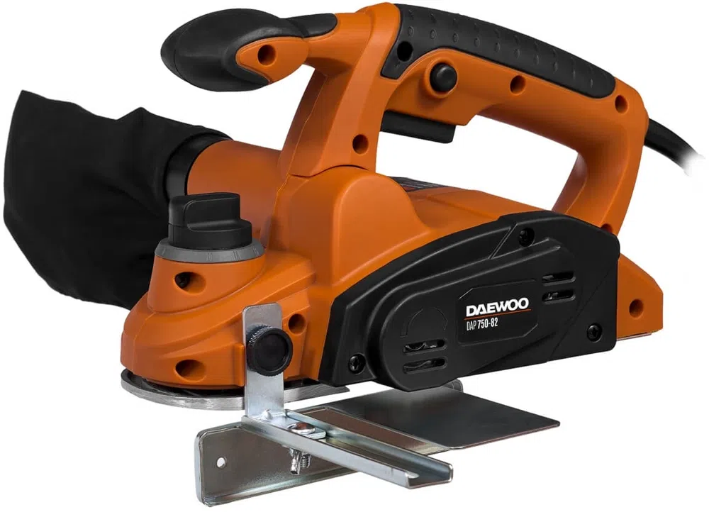 Рубанок Daewoo DAP 750-82 750Вт 82мм 16000об/мин