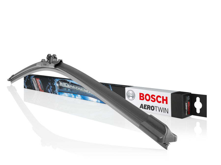 Щетка стеклоочистителя Bosch Aerotwin Plus AP700U бескаркасная для лоб.стек. 700мм/28" (3397006953)