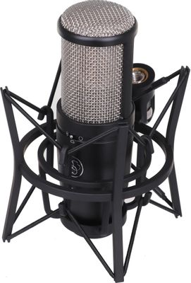 Микрофон проводной AKG P420 черный