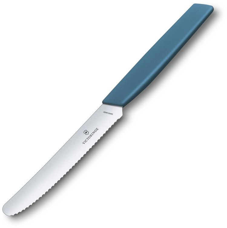 Нож кухонный Victorinox Swiss Modern (6.9006.11W2) стальной столовый для томатов лезв.110мм серрейт. заточка синий