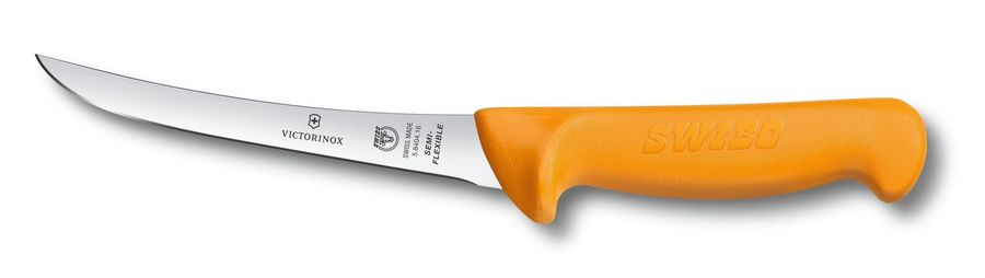 Нож кухонный Victorinox Swibo (5.8404.16) стальной обвалочный для мяса лезв.160мм прямая заточка оранжевый