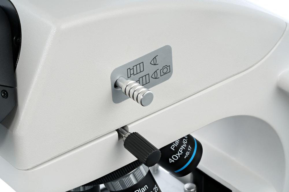 Микроскоп Levenhuk MED 45T тринокуляр 40-1000x на 5 объективов