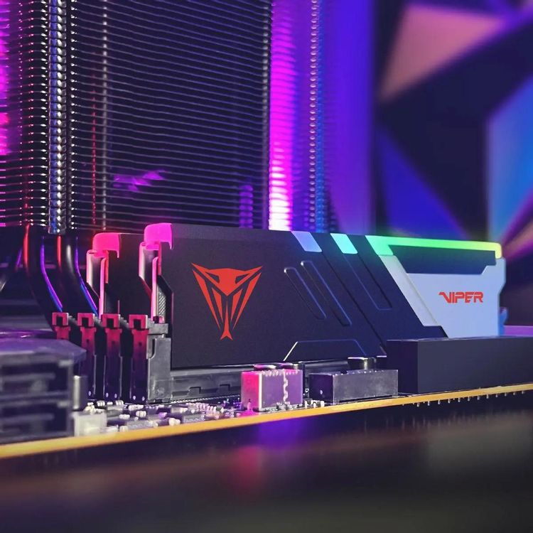 Память DDR5 2x16GB 5600MHz Patriot PVVR532G560C36K Viper Venom RGB RTL Gaming PC5-44800 CL36 DIMM UDIMM 288-pin 1.25В с радиатором Ret