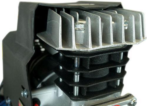 Компрессор поршневой Sturm! AC93150P масляный 340л/мин 50л 2000Вт голубой/черный