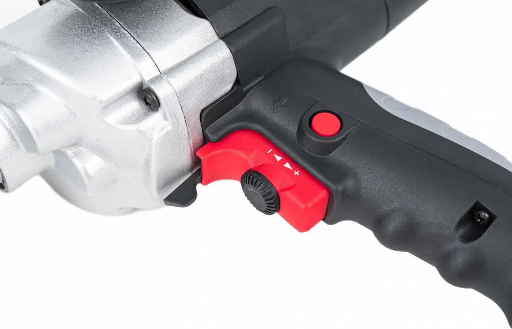 Дрель-миксер P.I.T. PHM120-C 1050Вт ключевой реверс