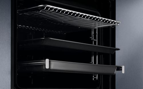 Духовой шкаф Электрический Electrolux EOF5C50BZ черный