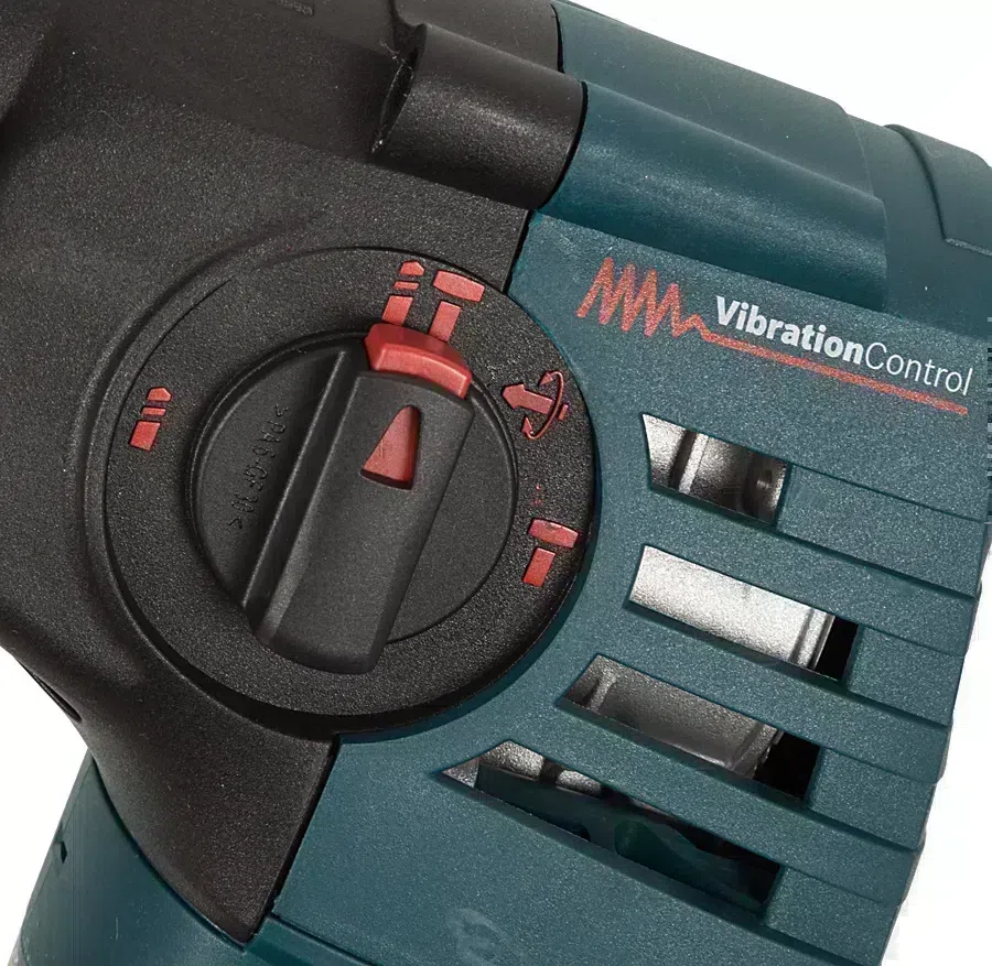 Перфоратор Bosch GBH 3-28 DRE Professional патрон:SDS-plus уд.:3.1Дж 800Вт (кейс в комплекте)