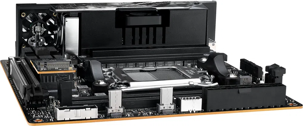 Материнская плата Asus ROG STRIX X870-I GAMING WIFI Socket AM5 AMD X870 2xDDR5 mini-ITX AC`97 8ch(7.1) 2.5Gg RAID+HDMI
