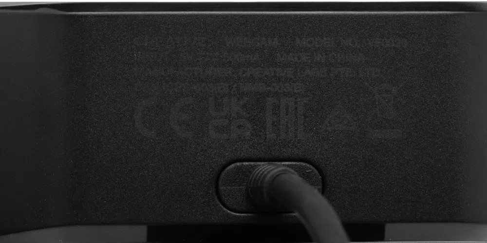 Камера Web Creative Live! Cam 4K VF0990 черный 8Mpix (3840x2160) USB2.0 с микрофоном (73VF099000000)