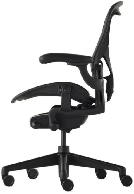 Кресло эргономичное Herman Miller Aeron C Large черный сетка с подголов. крестов. пластик