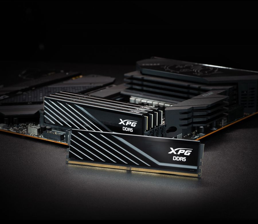 Память DDR5 8GB 5600MHz A-Data AX5U5600C468G-SLABBK XPG Lancer Blade RTL Gaming PC5-44800 CL46 DIMM 288-pin 1.1В single rank с радиатором Ret