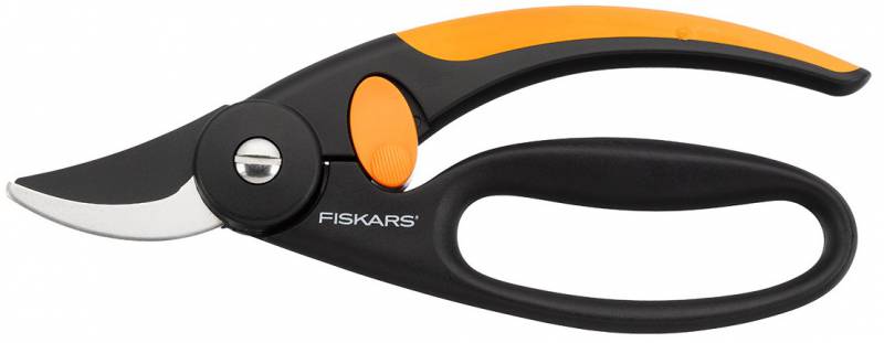 Секатор плоскостной Fiskars P44 малый черный/оранжевый (1001534)