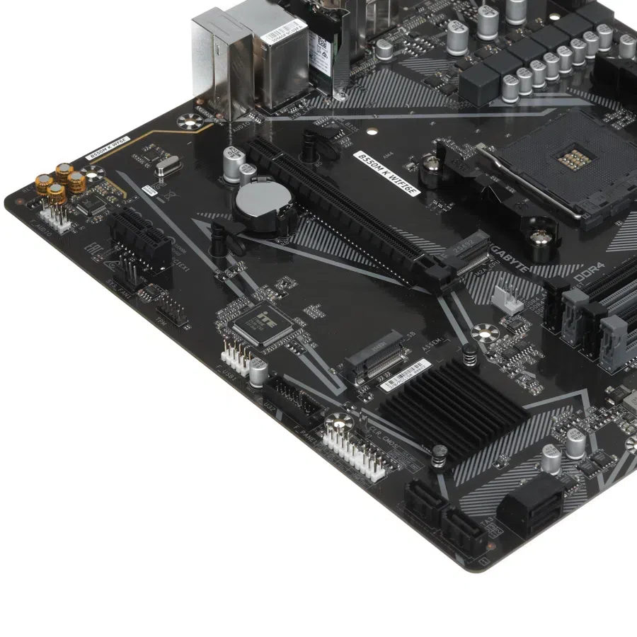Материнская плата Gigabyte B550M K WIFI6E Soc-AM4 AMD B550 4xDDR4 mATX AC`97 8ch(7.1) GbLAN RAID+HDMI+DP